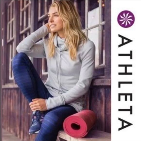 Athleta Chaturanga Admiral Stripe 7/8 Legging - Picture 6 of 6